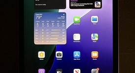 Mint
													Apple iPad Air 5th Gen - Wi-Fi, Gray, 64 GB, A2588, photo 2 of 9