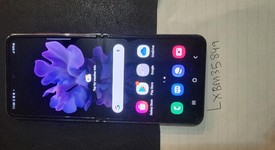 Good
													Samsung Galaxy Z Flip 5G - Unlocked, Mystic Gray, 256 GB, 8 GB, SM-F707U1, photo 1 of 11