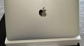 Good
													MacBook Air 2020 - 13" - I3, Silver, 256 GB, 8 GB, photo 4 of 12