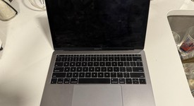 Good
													MacBook Pro 2016 (No Touch Bar) - 13" - Gray, 256 GB, 8 GB, photo 1 of 9