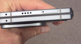 Mint
													Google Pixel 10 Pro Fold - Unlocked, Moonstone, 512 GB, GU0NP, photo 4 of 8