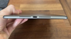 Mint
													Apple iPad Mini 5th Gen - Wi-Fi, Gray, 64 GB, photo 5 of 9