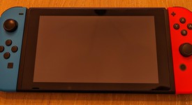 Good
													Nintendo Switch - Red & Blue, 32 GB, photo 2 of 9
