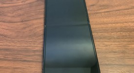 Fair
													Samsung Galaxy Z Flip4 5G - Unlocked, Graphite, 128 GB, 8 GB, SM-F721U1, photo 4 of 5