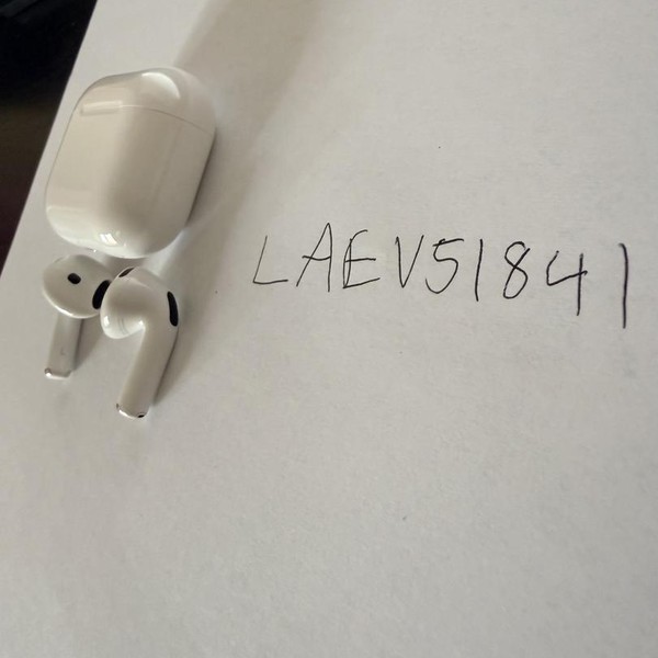 Apple AirPods (4th Gen) - Active Noise Cancellation