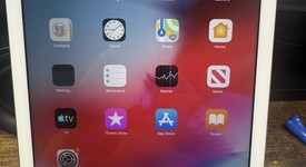 Good
													Apple iPad Air - Unlocked, Silver, 32 GB, photo 1 of 5