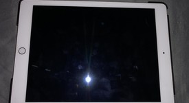 Good
													Apple iPad 5th Gen - Wi-Fi, Gold, 32 GB, A1822, photo 2 of 6