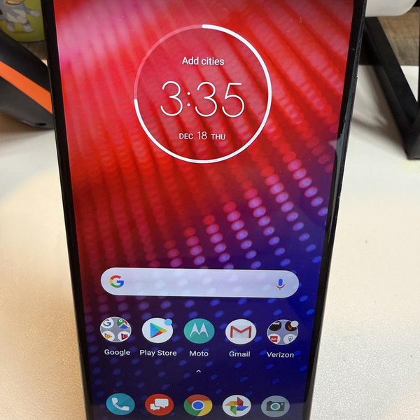 Moto Z4 - Verizon, 128 GB, Gray, 4 GB