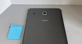 Good
													Samsung Galaxy Tab E 8.0 2017 - Verizon, Gray, 32 GB, SM-T378V, photo 3 of 3