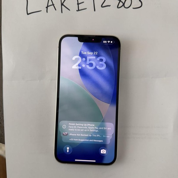 Apple iPhone 14 - Xfinity, 128 GB, Starlight, A2649