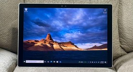 Good
													Microsoft Surface Pro 4 - 12.3 Inch - Wi-Fi, Silver, 128 GB, 4 GB, photo 1 of 17