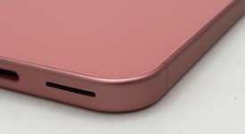 Fair
													Google Pixel 9 - Unlocked, Peony, 128 GB, 12 GB, G2YBB, photo 5 of 7