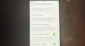 Good
													Apple iPhone SE 3rd Gen 2022 - Unlocked, Midnight, 64 GB, A2595, photo 2 of 9
