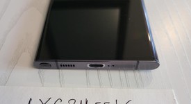 Good
													Samsung Galaxy S22 Ultra - Unlocked, Black, 1 TB, 12 GB, SM-S908U1, photo 3 of 11
