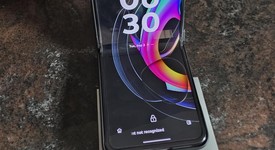 Mint
													Motorola Razr (2024) - Verizon, Gray, 256 GB, 8 GB, photo 2 of 38
