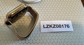 Mint
													Apple Watch Series 7 41mm - Unlocked, Gold, A2475 - Cellular, Stainless, photo 2 of 6