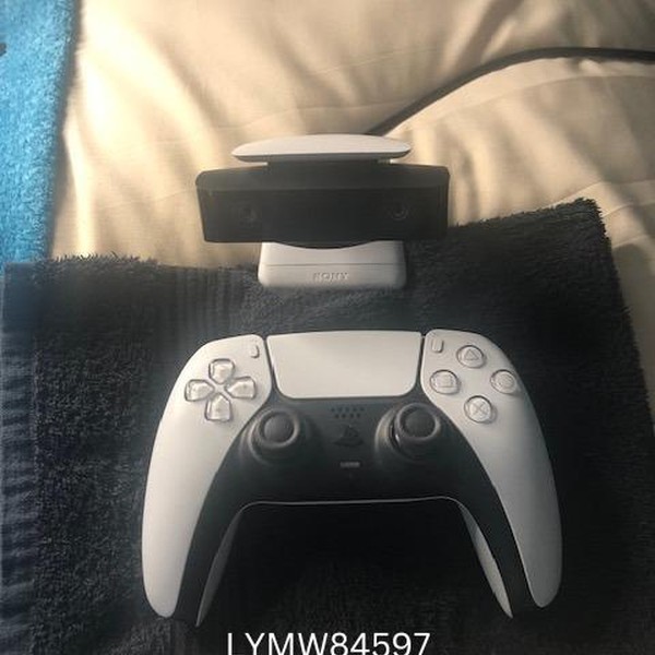 DualSense Wireless Controller - White