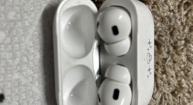 Used
													Apple AirPods Pro 2nd Gen - USB-C, photo 5 of 9