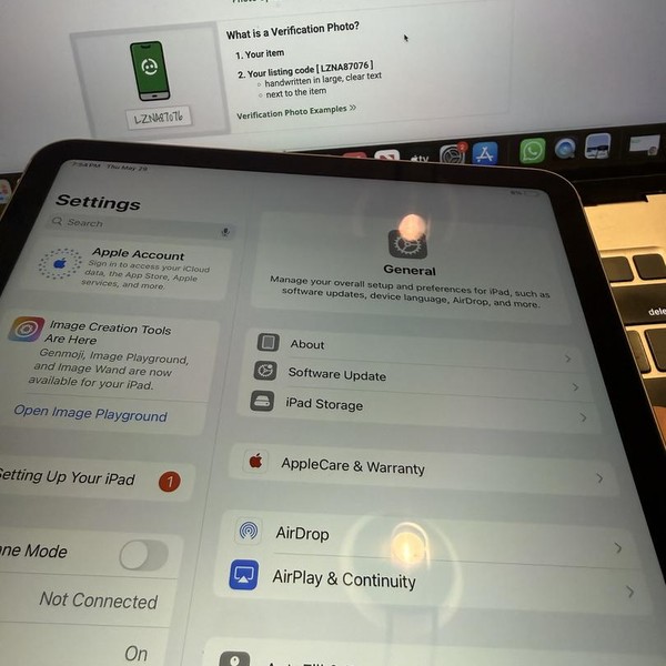 Apple iPad Air 11 inch (M2) 2024 - Unlocked, Gray, 128 GB, A2903