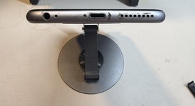 Good
													Apple iPhone 6S Plus - Unlocked, Grey, 32 GB, A1634, photo 4 of 7