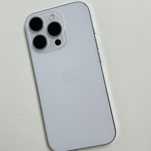 Apple iPhone 16 Pro Max - Unlocked, 512 GB, White, A3084