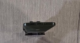 Mint
													Motorola Razr Ultra (2025) - Unlocked, PANTONE Scarab, 512 GB, 16 GB, photo 4 of 7