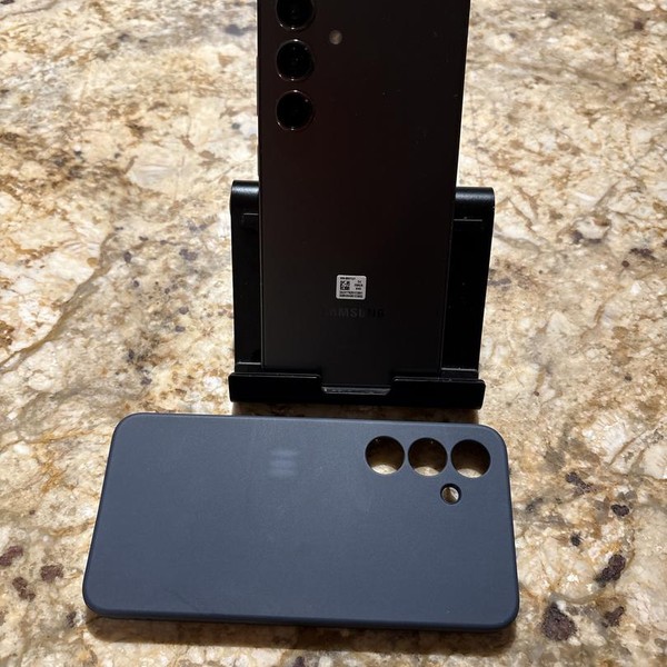 Samsung Galaxy S24 - Unlocked, 256 GB, Black, 8 GB, SM-S921U1