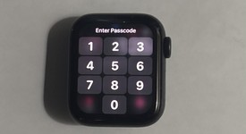 Good
													Apple Watch SE 1st Gen 40mm - Gray, A2351 - GPS, Aluminum, photo 3 of 8