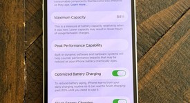 Mint
													Apple iPhone 13 - Unlocked, Starlight, 128 GB, A2482, photo 3 of 10