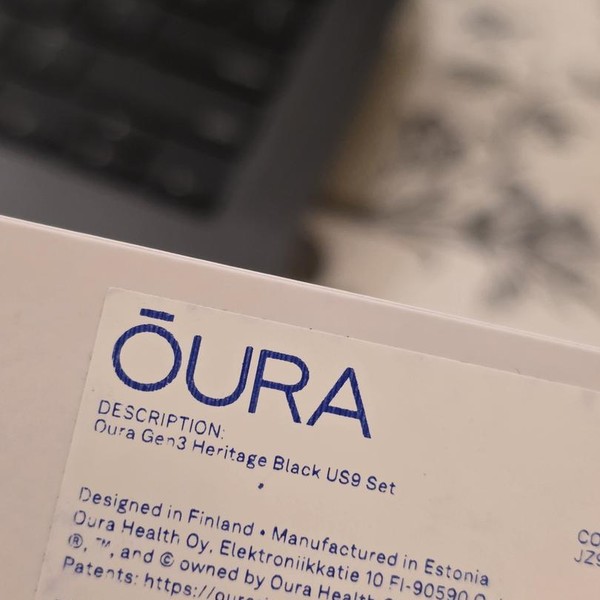 Oura Ring Gen 3 - Black, Size 9, Heritage