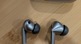 Used
													Samsung Galaxy Buds3 Pro - Silver, photo 6 of 6