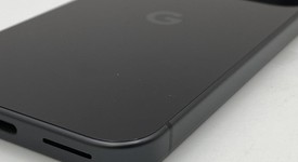 Good
													Google Pixel 9 - Unlocked, Obsidian, 128 GB, 12 GB, G2YBB, photo 5 of 6