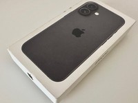 Apple iPhone 16
