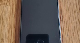 Mint
													Apple iPhone 6S - AT&T, Grey, 32 GB, A1633, photo 3 of 8