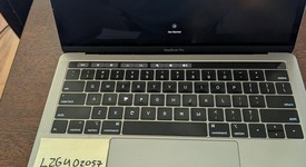Good
													MacBook Pro 2019 - 13" - I5, Silver, 256 GB, 16 GB, photo 2 of 11
