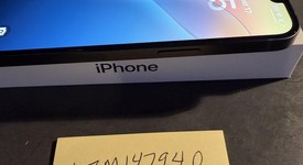 Mint
													Apple iPhone 13 - Metro by T-Mobile, Midnight, 128 GB, A2482, photo 4 of 8