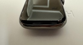 Good
													Apple Watch Series 6 44mm - Unlocked, Graphite, A2294 - Cellular, Stainless Steel, photo 5 of 11
