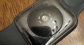 Fair
													Apple Watch SE 1st Gen 44mm - Verizon, Silver, A2354 - Cellular, Aluminum, photo 3 of 4