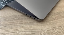 Good
													MacBook Pro 2018 (With Touch Bar) - 15" - I7, Gray, 256 GB, 16 GB, photo 5 of 10