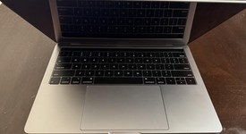 Good
													MacBook Pro 2019 - 13" - I5, Gray, 256 GB, 8 GB, photo 2 of 8
