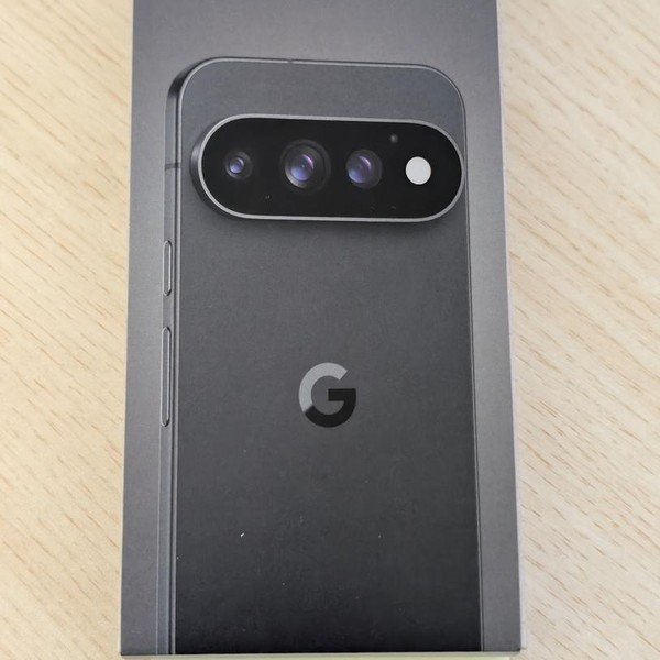Google Pixel 11 Pro - Unlocked, 256 GB, Obsidian, 12 GB, G7SWN