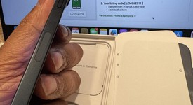 Mint
													Apple iPhone 13 - Unlocked, Midnight, 128 GB, A2482, photo 3 of 7