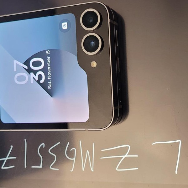 Samsung Galaxy Z Flip6 - T-Mobile, 512 GB, Silver, 12 GB, SM-F741U