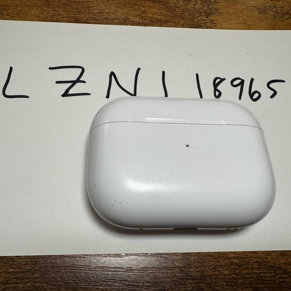 Apple AirPods Pro 2 - Lightning