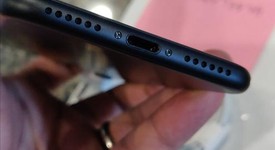 Mint
													Apple iPhone 7 - Unlocked, Black, 32 GB, A1660, photo 2 of 11
