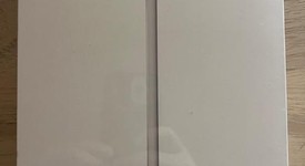 New
													Apple iPad 9th Gen - Wi-Fi, Silver, 64 GB, A2602, photo 1 of 5