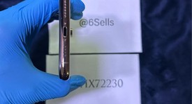 Good
													Apple iPhone Xs Max - Unlocked, Gold, 64 GB, A1921, photo 3 of 11