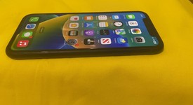 Mint
													Apple iPhone Xr - Unlocked, Black, 64 GB, A1984, photo 3 of 12