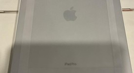 Mint
													Apple iPad Pro 12.9" 6th Gen 2022 - Unlocked, Silver, 128 GB, photo 5 of 6