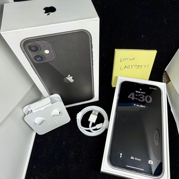 Apple iPhone 14 - Xfinity, 128 GB, Midnight, A2649
